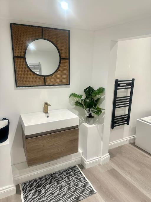 Cosy Stylish Studio Apartment Trowbridge Exteriér fotografie