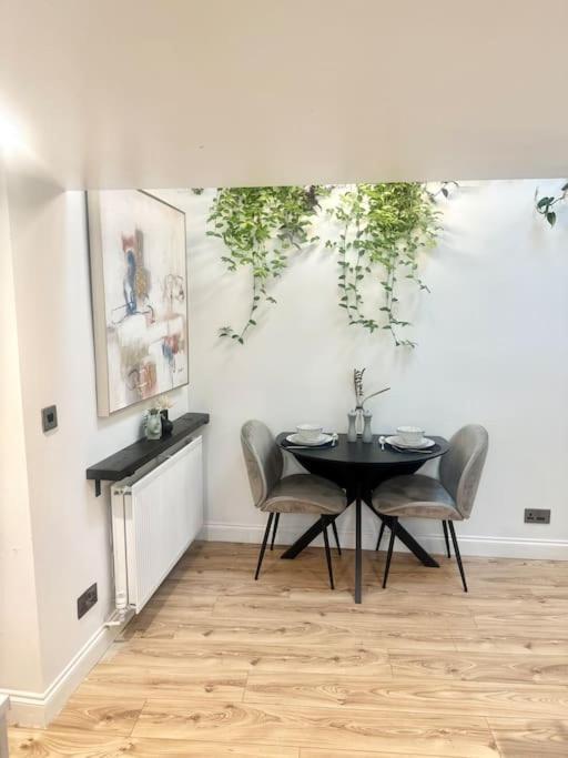 Cosy Stylish Studio Apartment Trowbridge Exteriér fotografie