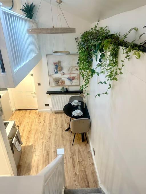 Cosy Stylish Studio Apartment Trowbridge Exteriér fotografie