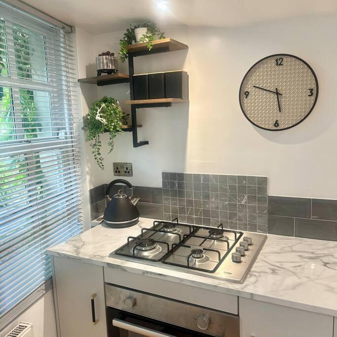 Cosy Stylish Studio Apartment Trowbridge Exteriér fotografie