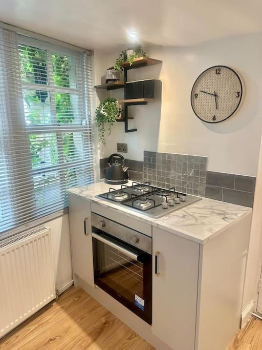Cosy Stylish Studio Apartment Trowbridge Exteriér fotografie